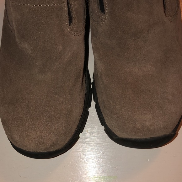 L L Bean genuine suede slip on flats size 6 - Picture 2 of 7